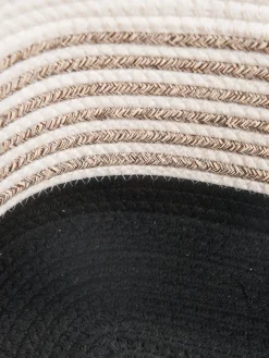 Alvarja Korb, Brown Stripes