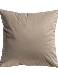 Amaya Kissen, Taupe