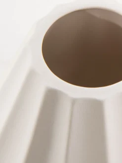 Cunardo Vase, Mattweiss