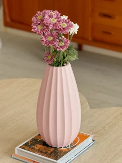Limbica Vase, Soft Pink