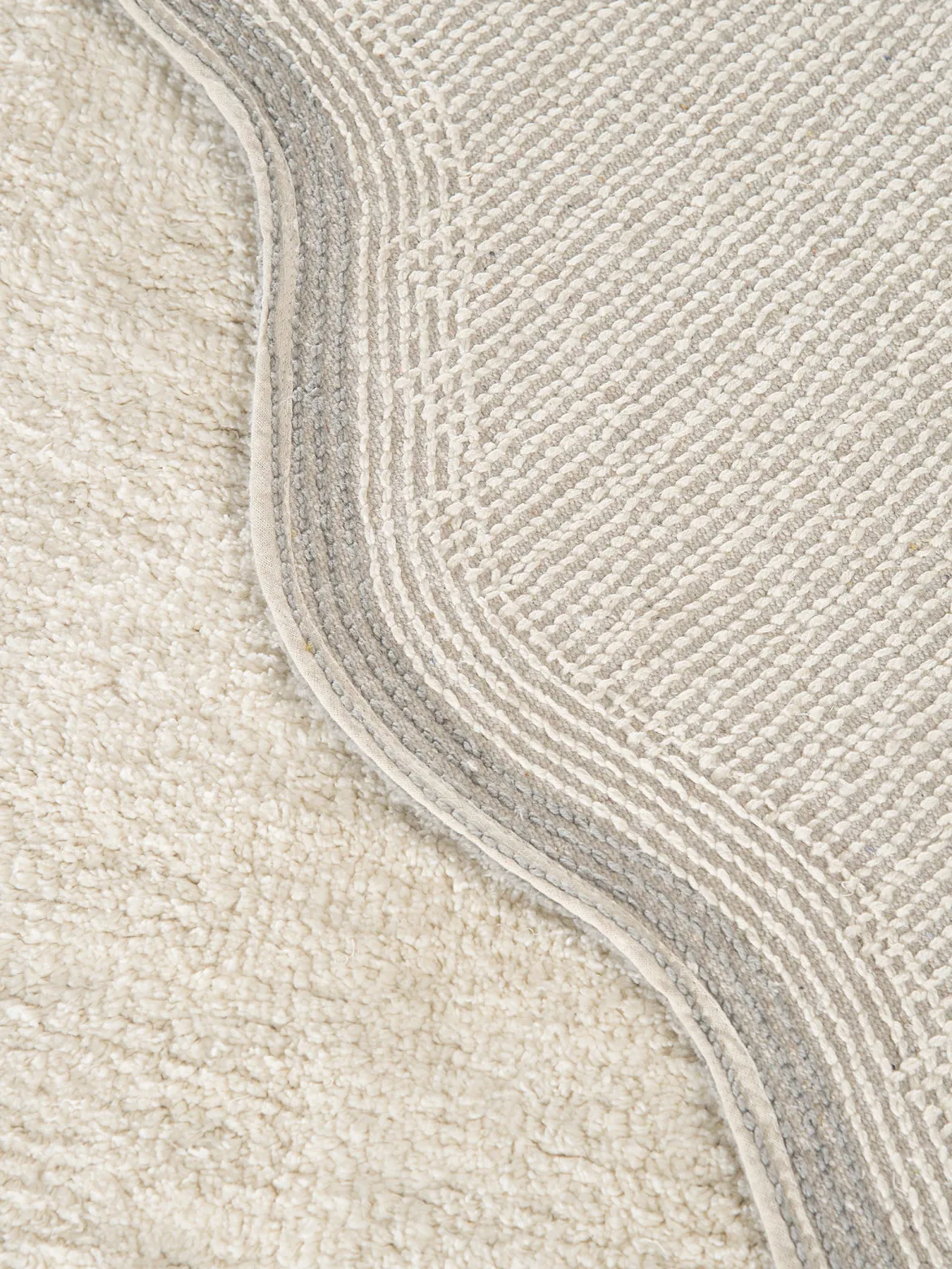 Lindby Uni-Teppich, Grau