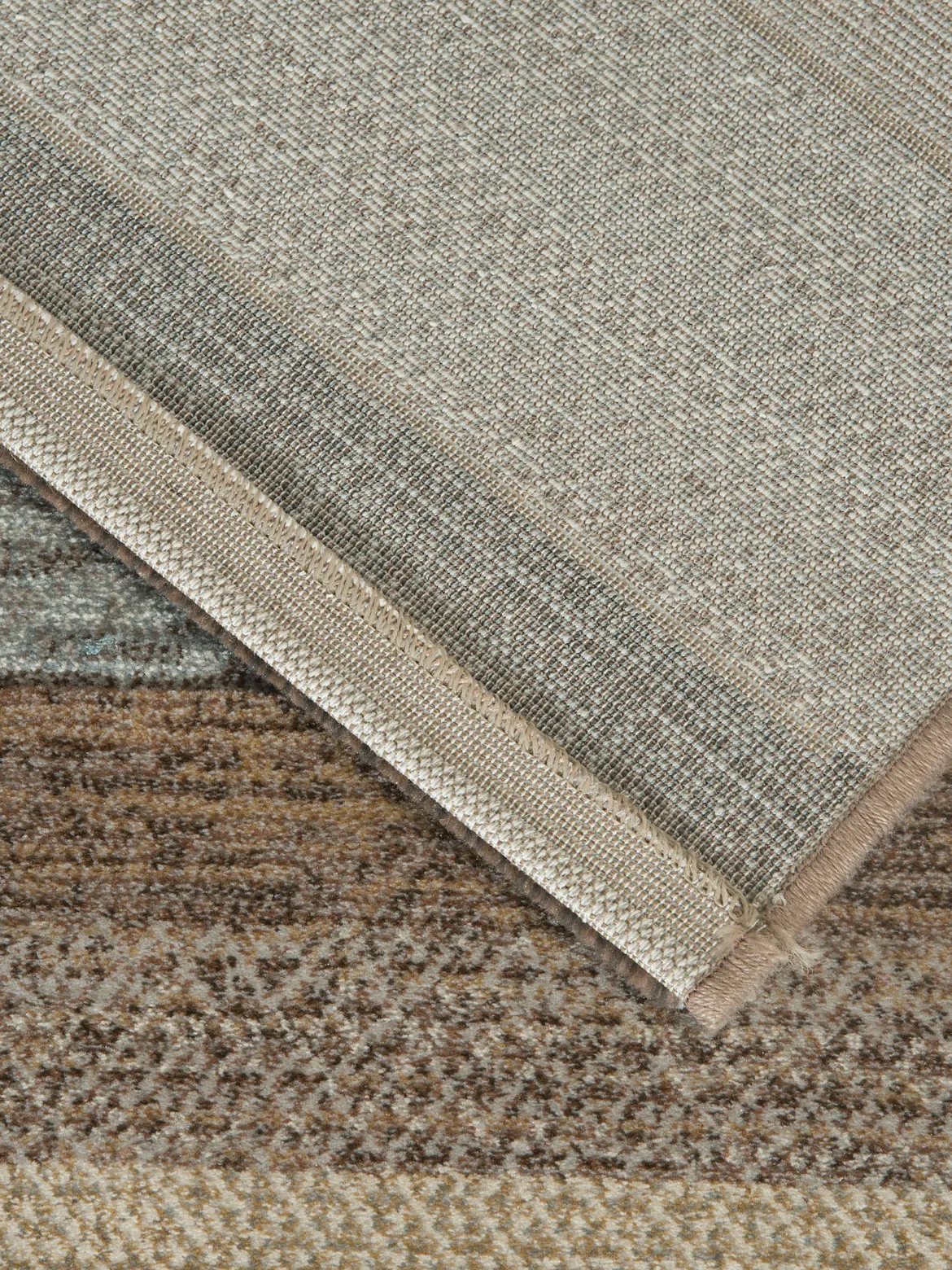 Maturin Moderner Teppich, Titan