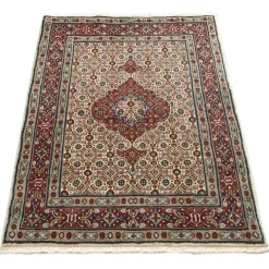Moud Mahi Orient-Teppich, Diverse