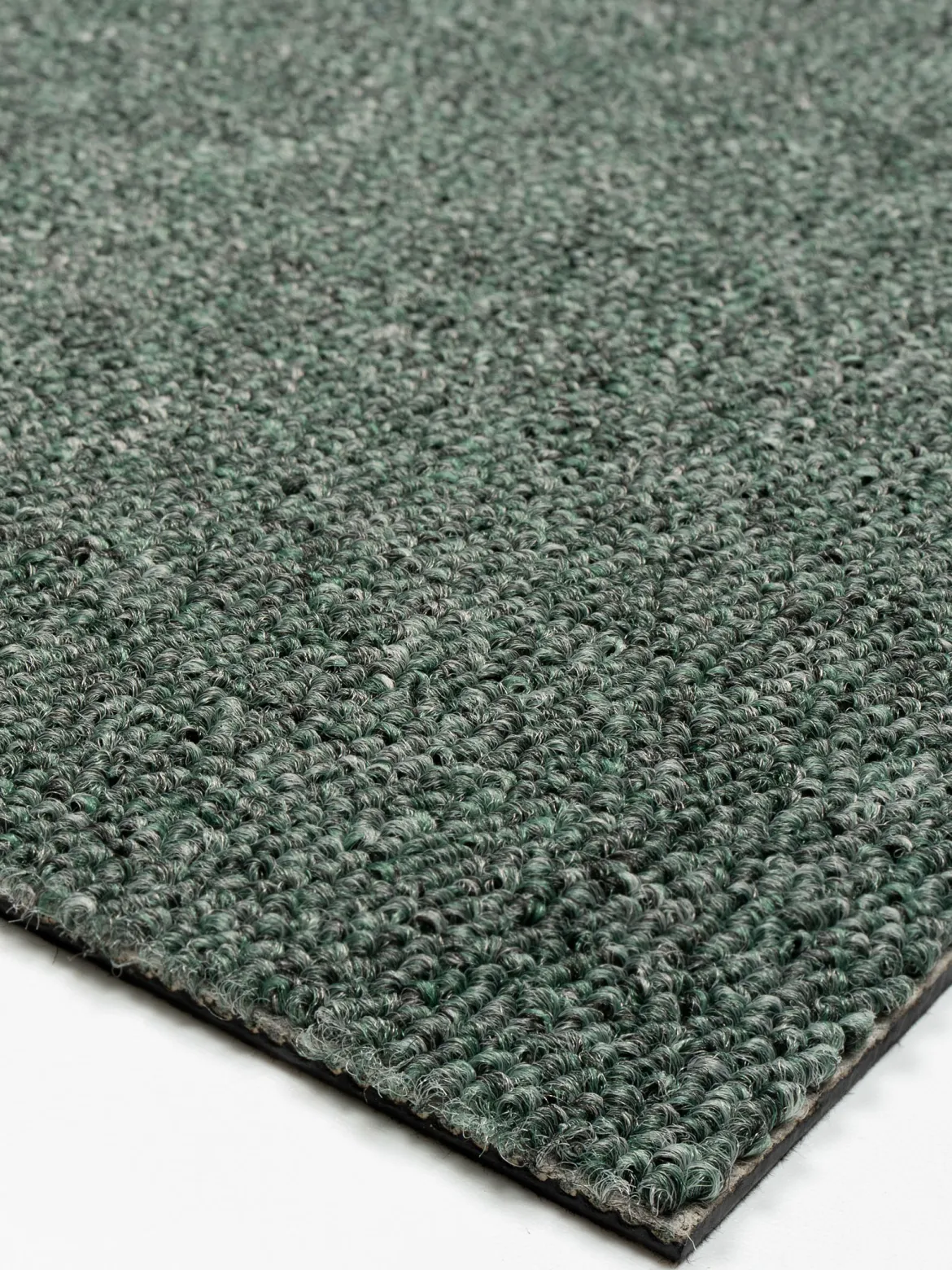 Nexa Teppichbodenfliese, Olive 46