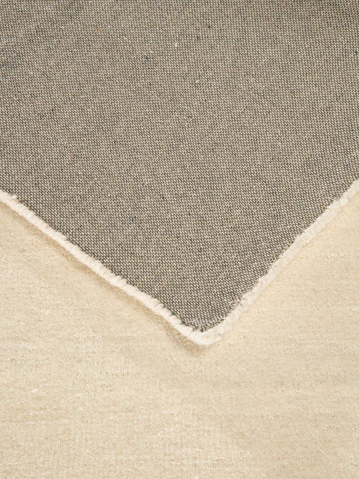 Skarup Woll-Teppich, White/Black