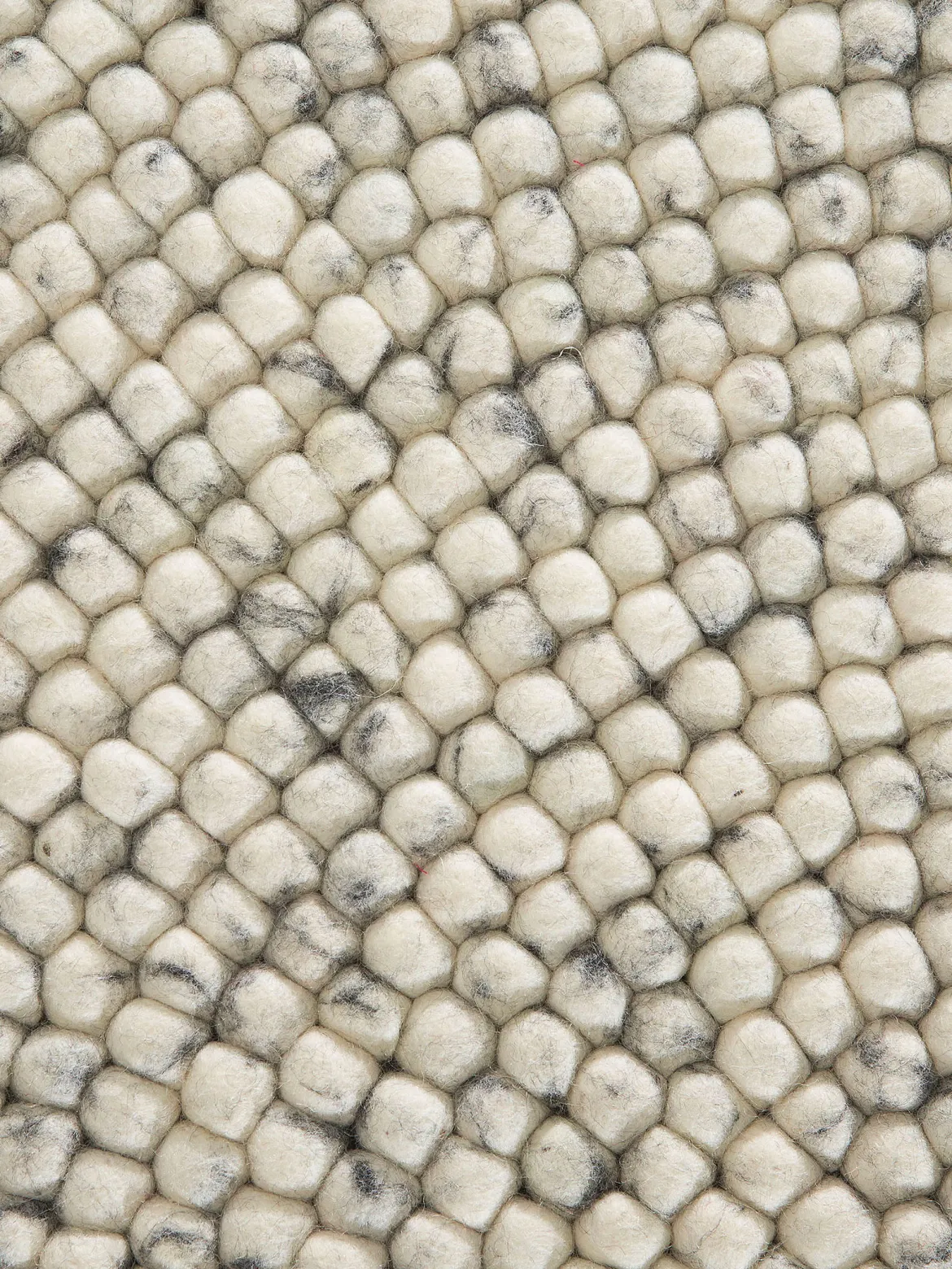 Smedby Filzkugel-Teppich, Grey Natural