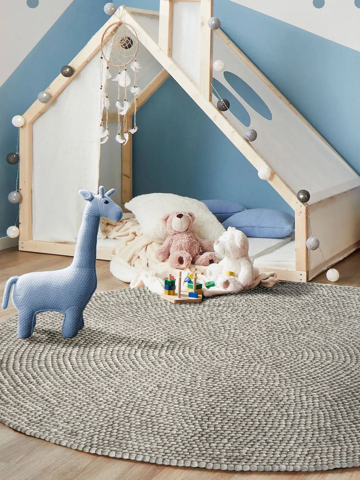 Smedby Filzkugel-Teppich, Stone Grey