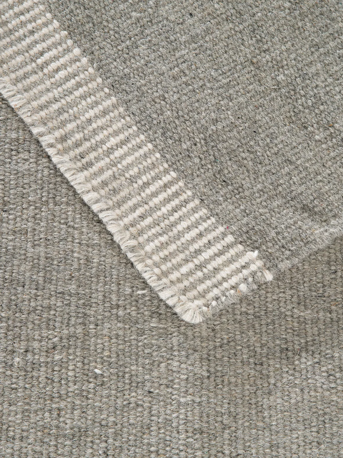 Svaland Woll-Teppich, Silver