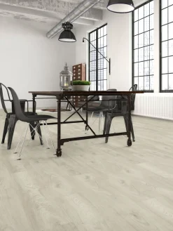 Tornby Klebevinyl, Kent Oak Coll23103